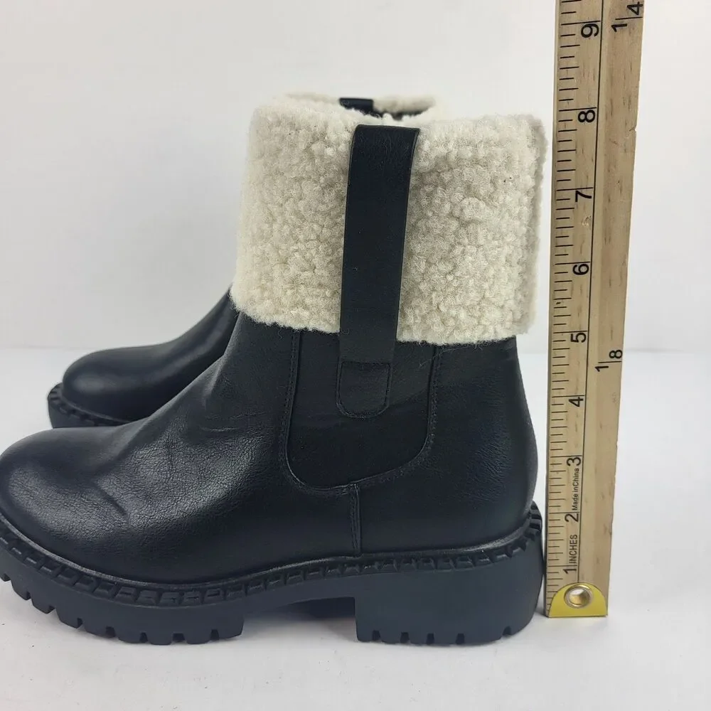 New York & Company Nelli Bootie Faux Shearling Fits Size 6.5
